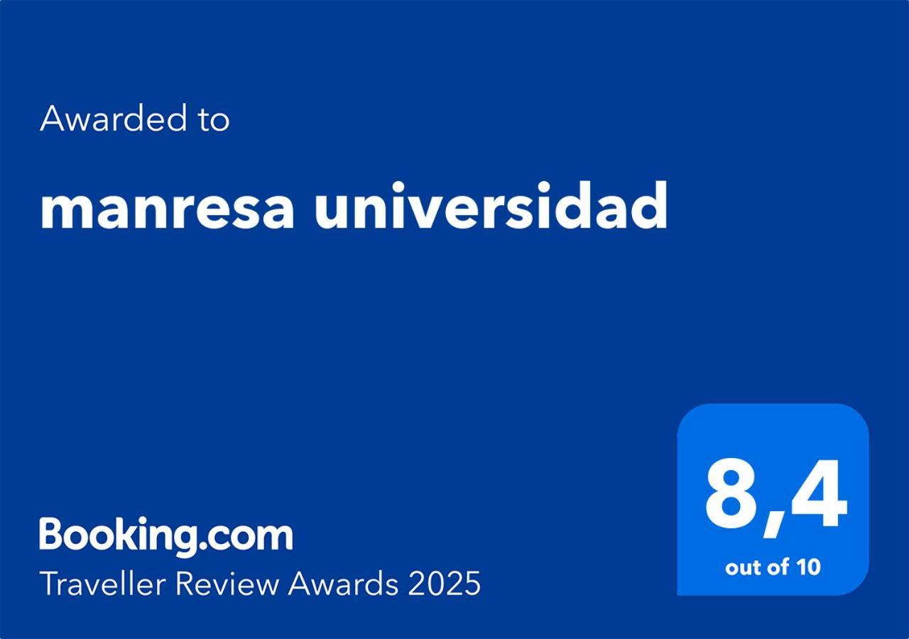 Manresa Universidad Exterior foto